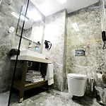 Empire 4*