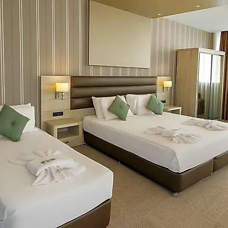 Hotel Empire 4*
