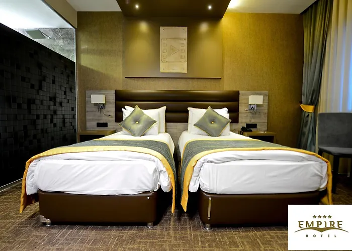 Empire Hotel 4*
